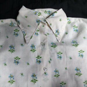 Vintage Shirt Accent Floral Button Shirt Blouse